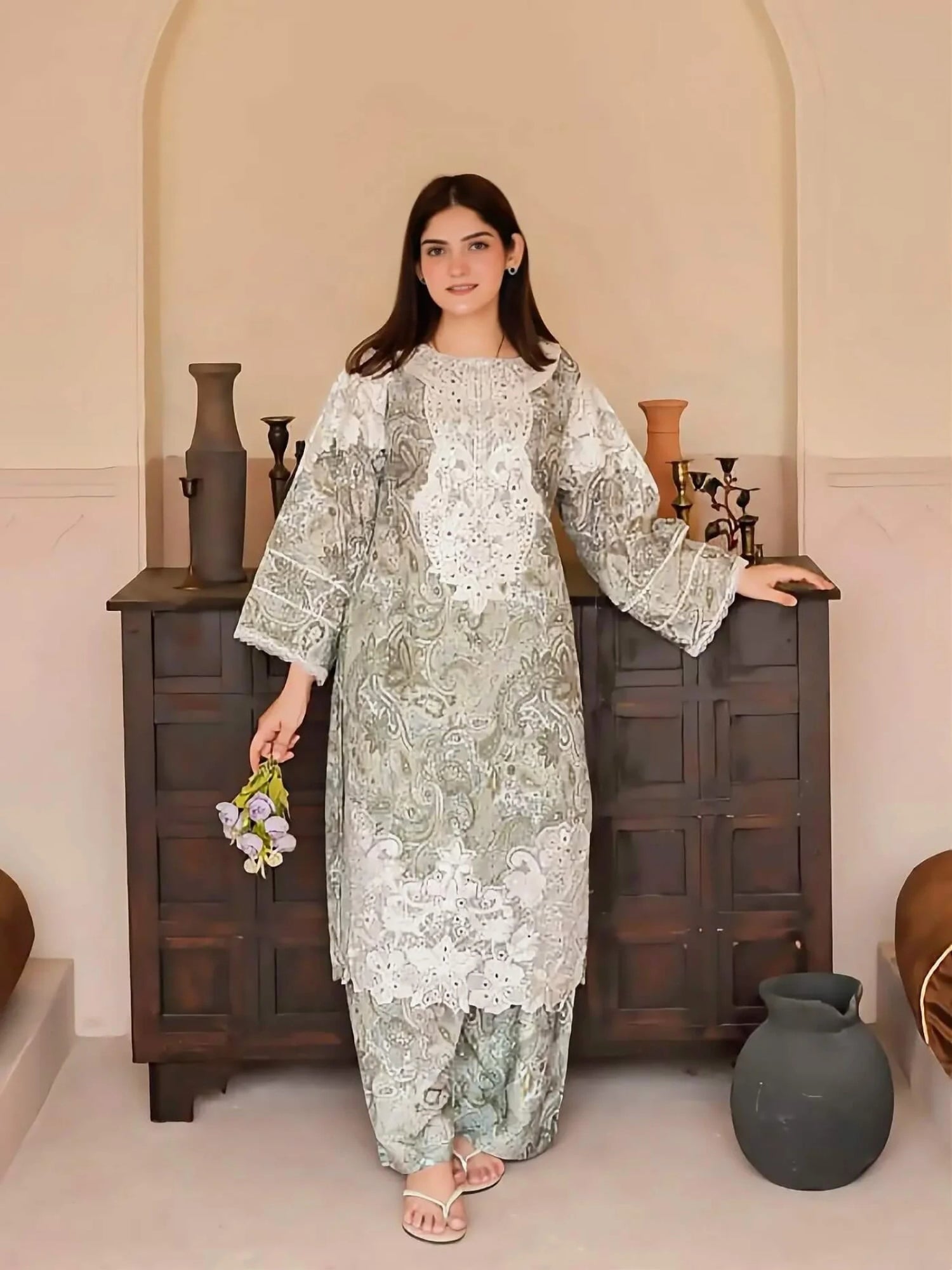 NOOR 2-PC Main image