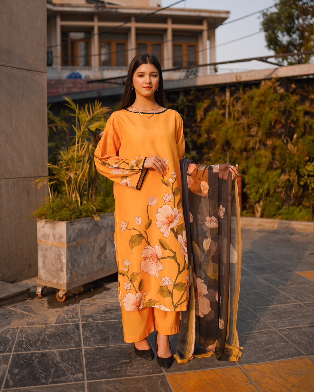 Sunlit 03-PC