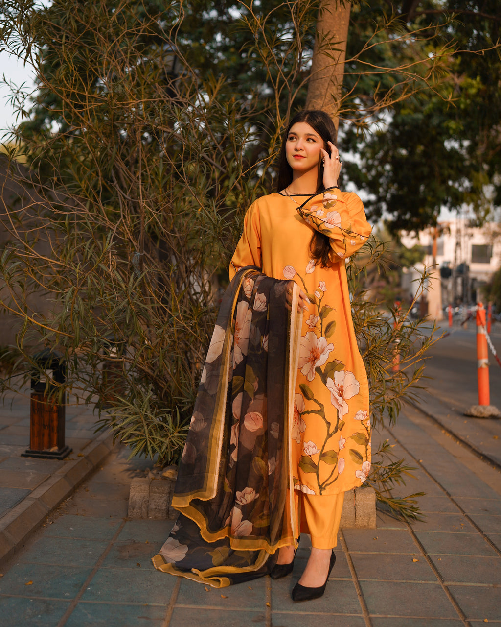 Sunlit 03-PC