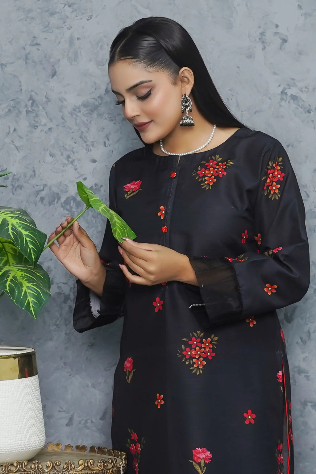 Motifz 2Piece Doria Suit