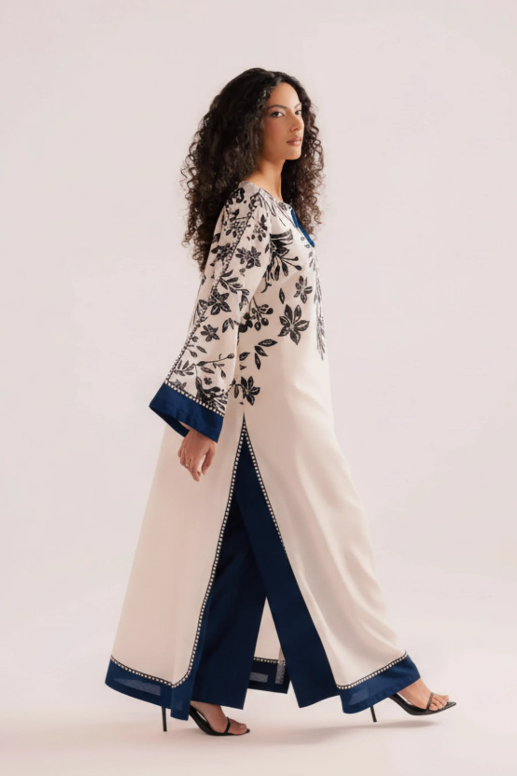 Zarposh Summer Blue Kaftan